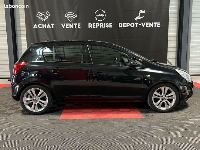 Opel Corsa 1.4 twinport 100cv Edition Noir de 2012