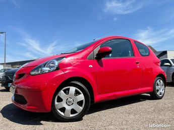  Voir détails -Toyota Aygo 1.0 VVT-I 68CH 3P à Strasbourg (67)