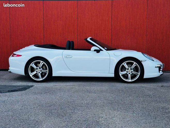 Porsche 911 type 991 (1) Cabriolet 3.4 350ch CARRERA Blanc de 2012