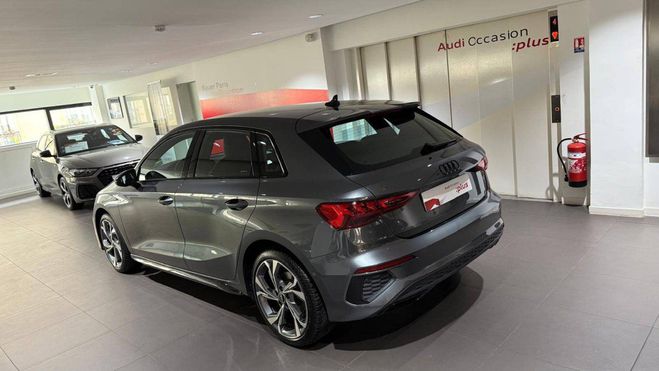 Audi A3 Sportback 35 TFSI Mild Hybrid 150 S tron Gris de 2021
