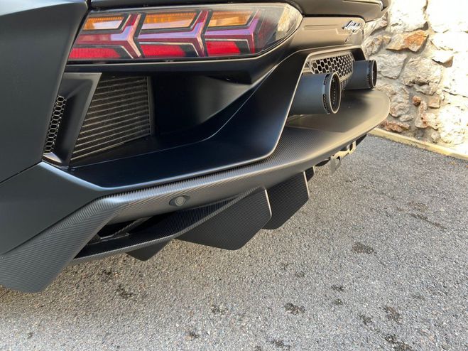 Lamborghini Aventador SVJ 770 1/900 Noir Nemesis Matt de 