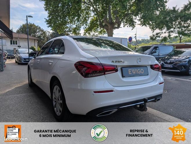 Mercedes Classe A IV 250 E 212 ch PROGRESSIVE LINE 8G-DCT  Blanc de 2020