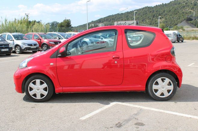 Toyota Aygo 1.0 vvt-i connect 3p - garantie 12 mois Rouge de 2012