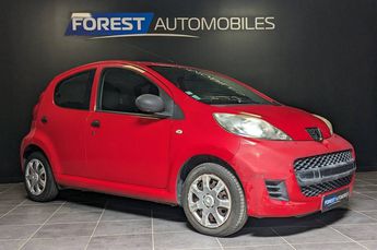  Voir détails -Peugeot 107 1.0 12v Urban 5p à Guilers (29)