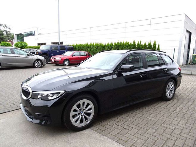 BMW Serie 3 318 iA PANODAK,CARPLAY,EL.KOFFER,LEDER,C Noir Mtallis de 