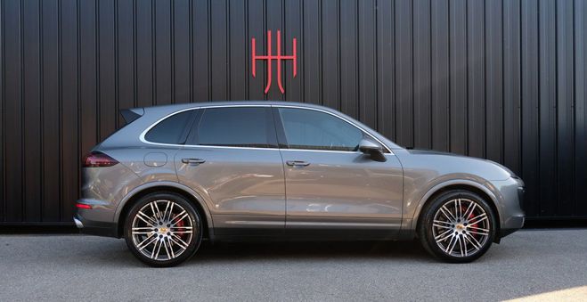 Porsche Cayenne TURBO  de 2016