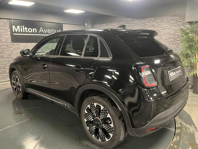 Fiat 600 1.2 Hybrid - 100 - BV DCT La Prima NOIR de 2024
