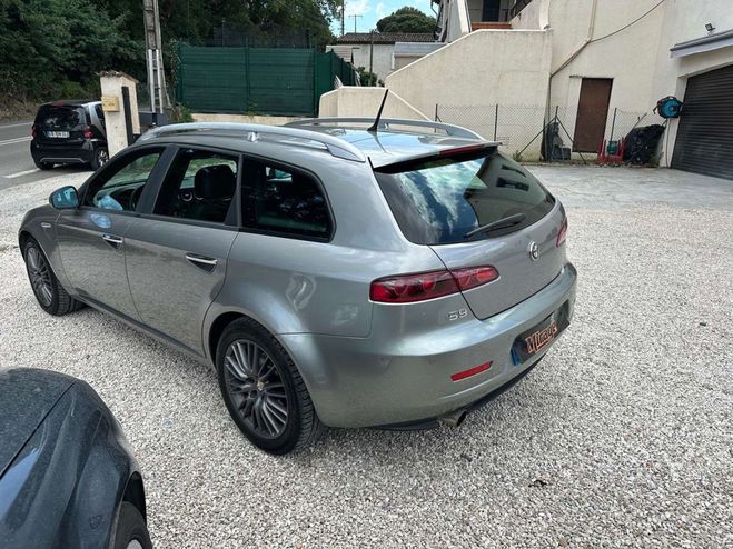 Alfa romeo 159 SW 2.0 JTDM 170 DISTINCTIVE 129000KMS gris de 2011