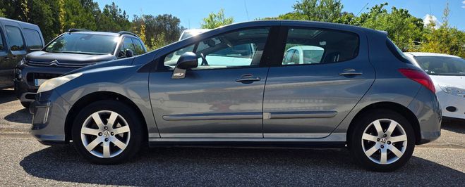 Peugeot 308 1.6 HDI 110CH PREMIUM TOIT PANO CLIM REG GRIS FONCE de 