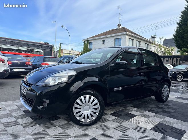 Renault Clio III 1.5 DCI 75CH TOM LIVE ECO 5P Noir de 2012