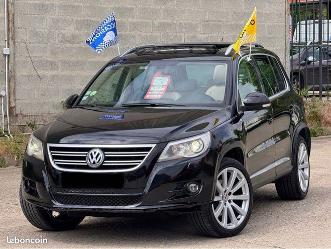 Volkswagen Tiguan R-Line 2.0 TDI 140CV 4Motion Bote autom Noir de 2010