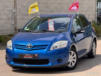  Voir détails -Toyota Auris Phase 2 1.4 D-4D 90CV 5Portes anne 03-2 à pinay-sur-Seine (93)