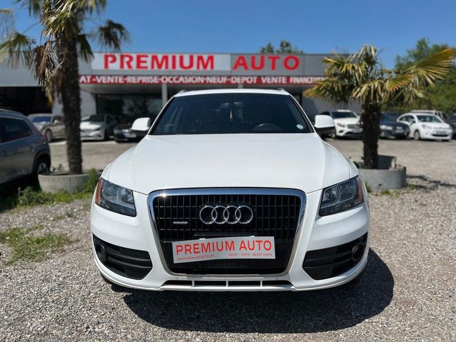 Audi Q5 3.2L V6 TFSI Blanc de 2010