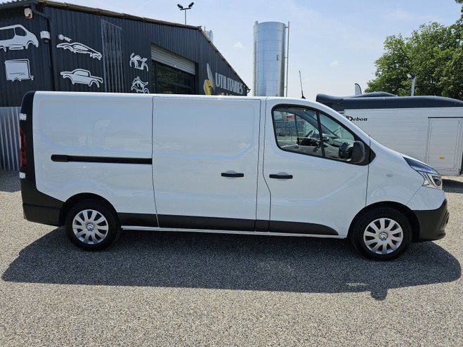 Renault Trafic III FG L2H1 1300 2.0 DCI 120CH GRAND CON Blanc de 2021