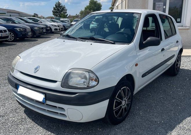 Renault Clio II (B/C65) 1.4 75ch Aliz 5p BLANC de 1999