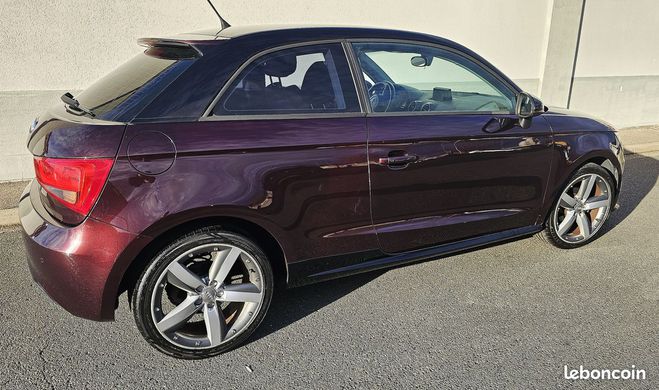 Audi A1 1.6 tdi 90 cv ambition luxe Violet de 2012