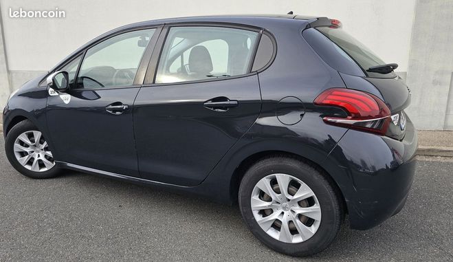 Peugeot 208 1.2 vti 68 cv 30.000 km  de 2016