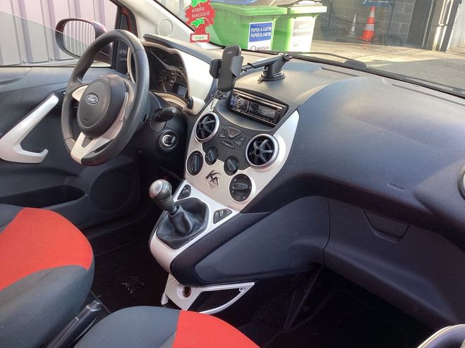 Ford KA 1.2 Ambiente Rouge Laqu de 2011