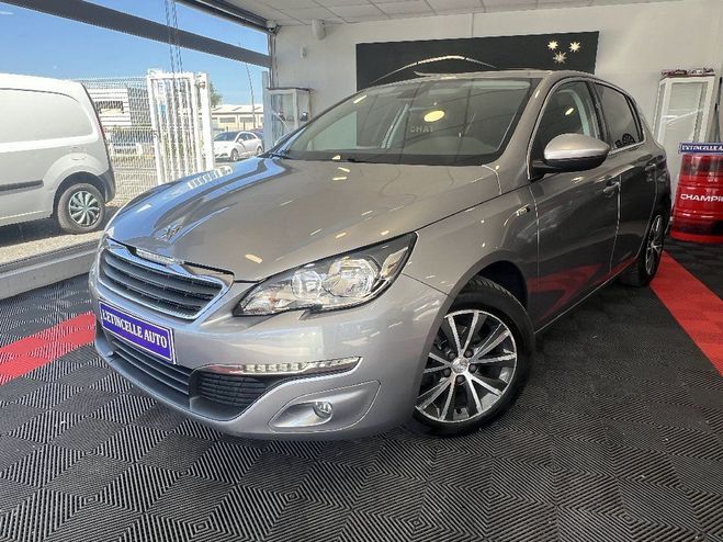 Peugeot 308 1.2 110ch SetS BVM5 Style Grise de 2015