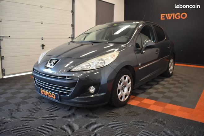Peugeot 207 1.4 VTI 95ch URBAN MOVE SUIVI & GARANTIE Gris de 2012