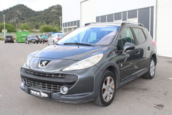  Voir détails -Peugeot 207 SW 1.6 hdi 90cv - vente a marchand sans  à Sausset-les-Pins (13)