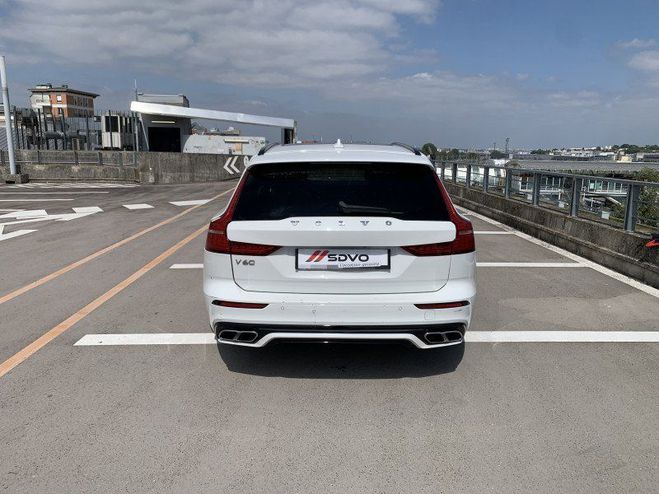 Volvo V60 D3 150CH ADBLUE R-DESIGN GEARTRONIC Blanc de 2020