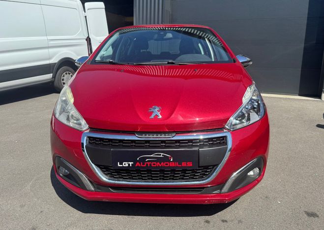 Peugeot 208 I Phase 2 5 Portes 1.2 VTi 12V 82 cv ROUGE de 2015