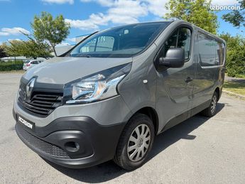  Voir détails -Renault Trafic 1.6 DCI 120cv 3places 83000Km L1H1 Clim- à Montigny-en-Gohelle (62)