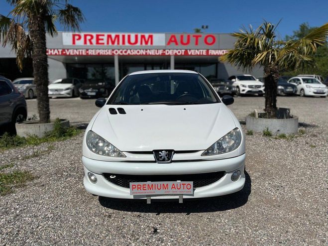 Peugeot 206 3P RC 11cv 2.0L 177ch Blanc de 2003