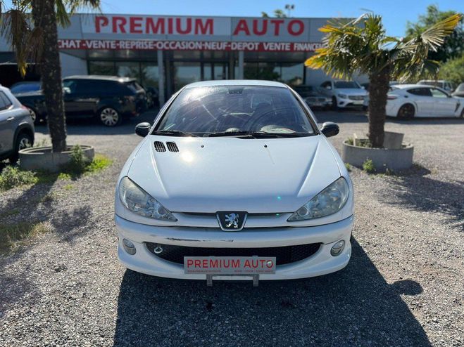 Peugeot 206 3P RC 11cv 2.0L 177ch Blanc de 2004