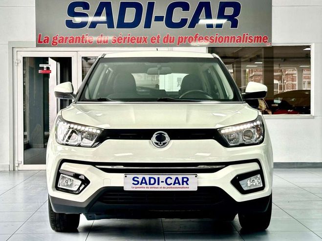 Ssangyong Tivoli 1.6i e-XGi 128cv CRYSTAL CITY Blanc Mtallis de 