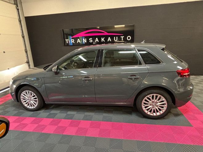 Audi A3 Sportback BUSINESS 1.6 TDI 116 S tronic  Gris de 2018