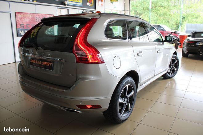 Volvo XC60 (2) D4 181 MOMENTUM Garantie 12M P&MO Gris de 2015
