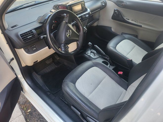 Toyota Iq 68 VVT-I MULTIDRIVE Blanc de 2011