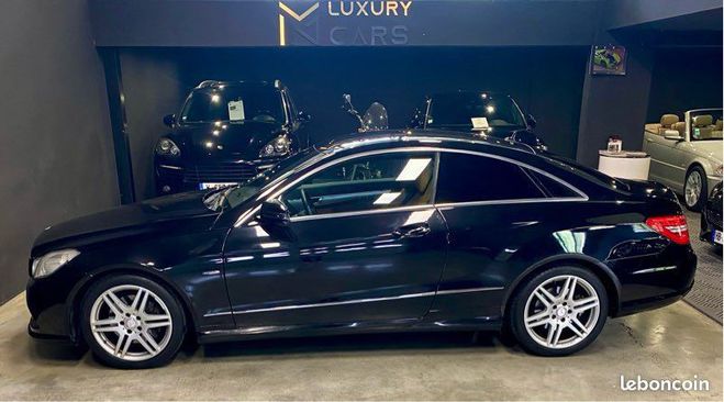 Mercedes Classe E COUP 350 CGI 3.5 L V6 PACK AMG 292 ch  de 2010