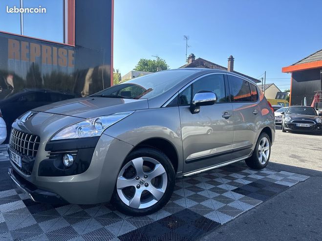 Peugeot 3008 1.6 HDI112 FAP PREMIUM PACK Beige de 2010
