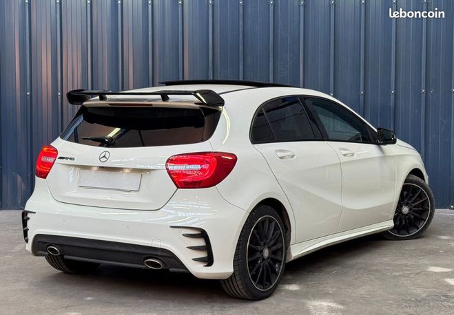 Mercedes Classe A 220D AMG Line 170ch Toit ouvrant Siges  Blanc de 2015
