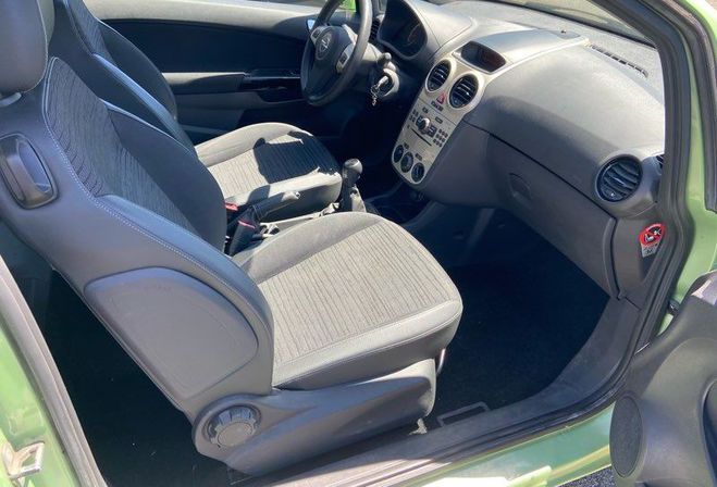 Opel Corsa 1.2 L 80 cv  de 2009