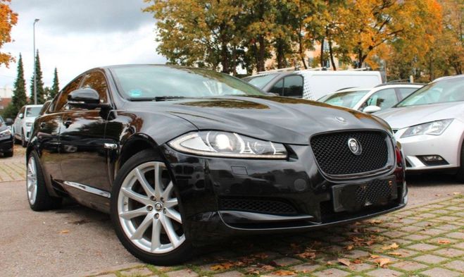 Jaguar XF 3.0 V6 D 240 LUXE *GARANTIE 12 MOIS* noir mtal de 2013