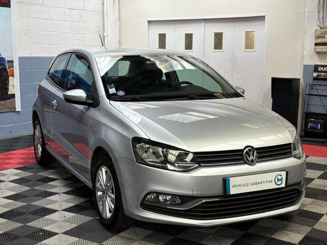 Volkswagen Polo 1.2 TSI 90CH BLUEMOTION TECHNOLOGY CONFO Gris C de 2014