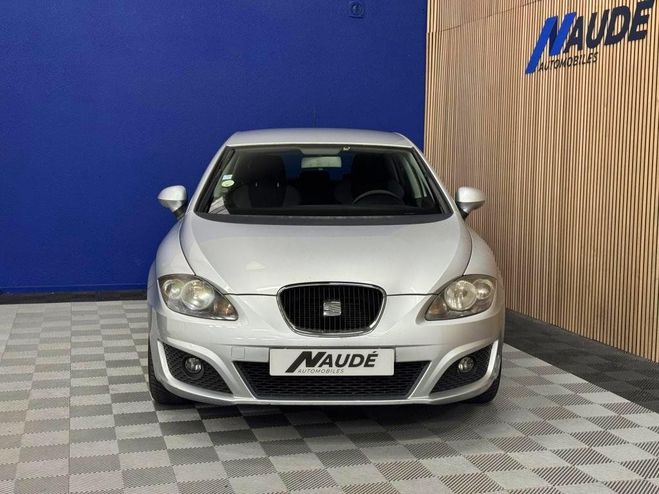 Seat Leon 1.6 TDI 105 CH GOOD STUFF DISTRIBUTION A GRIS de 2010
