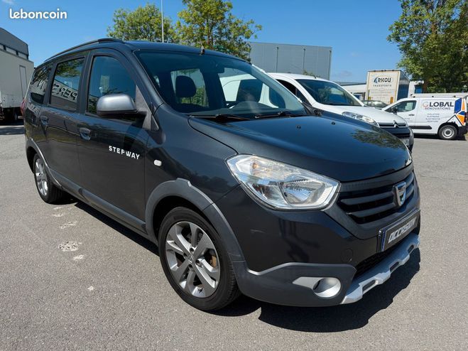 Dacia Lodgy stepway 1.2 Tce 115cv 7 places 1ere Main Gris de 2015
