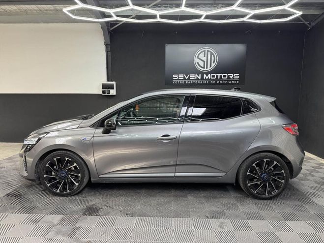 Renault Clio 1.6 E-Tech Hybride - 145 - BVA multi-mod GRIS FONCE de 2023