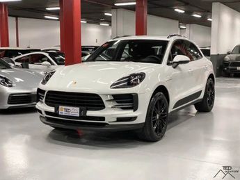  Voir détails -Porsche Macan 245cv Blanc à Encamp (99)