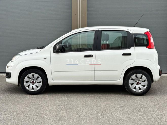 Fiat Panda 1.2i 69 Lounge BLANC de 2019