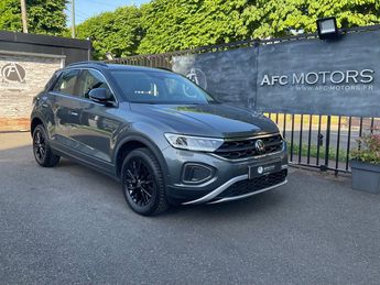  Voir détails -Volkswagen T Roc Life Plus DSG à Saint-Maur-des-Fosss (94)