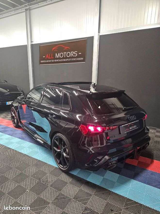 Audi RS3 sportback facelift 8y 2.5 tfsi 400ch Noir de 2025
