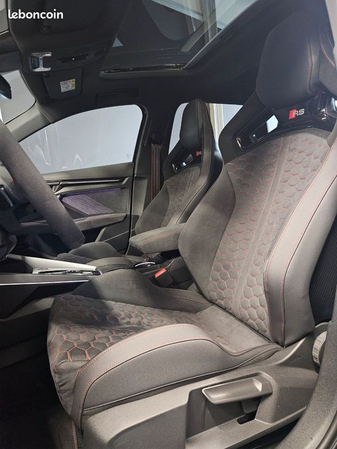 Audi RS3 sportback facelift 8y 2.5 tfsi 400ch Noir de 2025