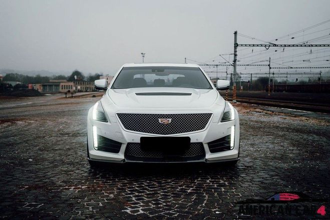 Cadillac CTS -V v 6.2 v8 - 1er main Blanc de 2016