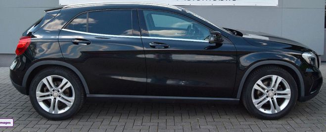 Mercedes Classe GLA I (X156) 220 CDI Fascination 7G-DCT *GAR noir mtal de 2015